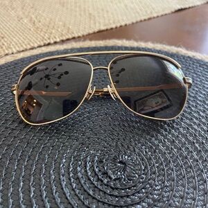 Pre-owned Chopard highend  designer sunglasses. Retails for 799. - unisex